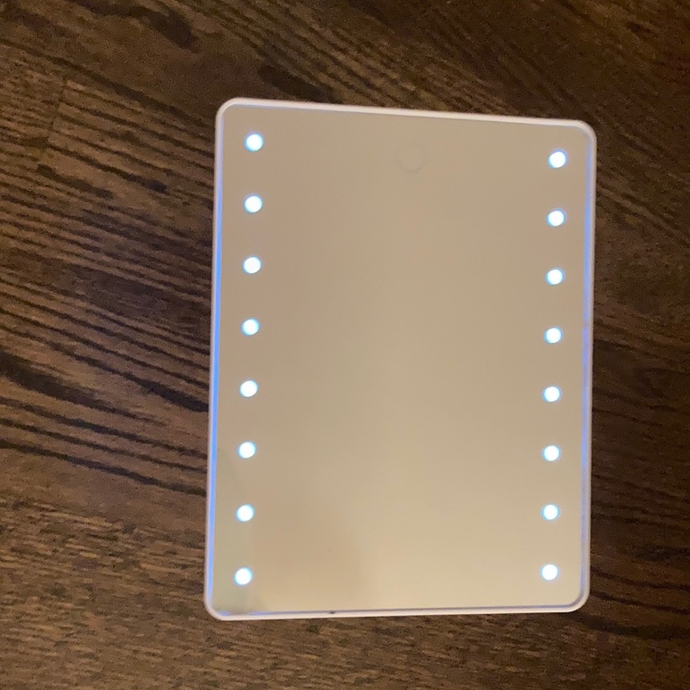 Mirror - Picture 2 of 3